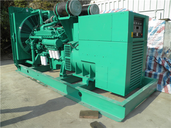 沈阳出租发电机 发电机组厂家：柴油发电机组的控制屏的作用是什么？