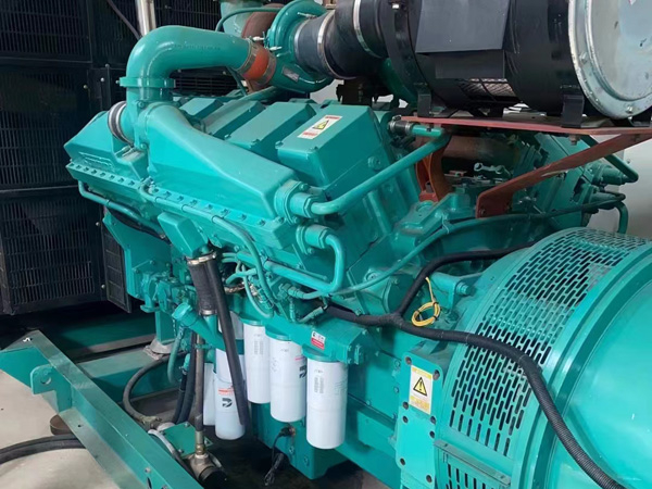 沈阳更换100kW柴油发电机组机油时，需要注意哪些事项？